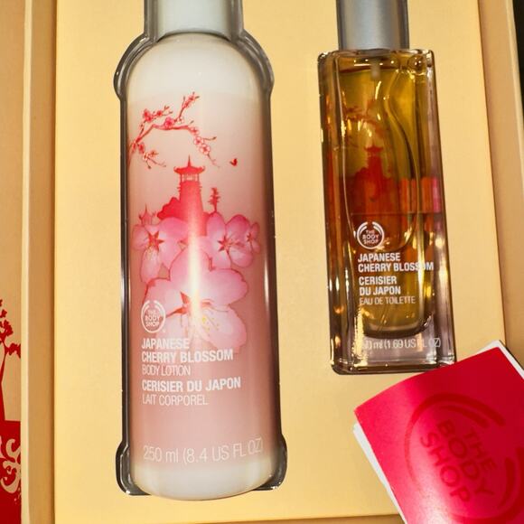 NEW The Body Shop Japanese Cherry Blossom Gift Set Body Lotion EDT Perfume 50ml - Picture 3 of 6